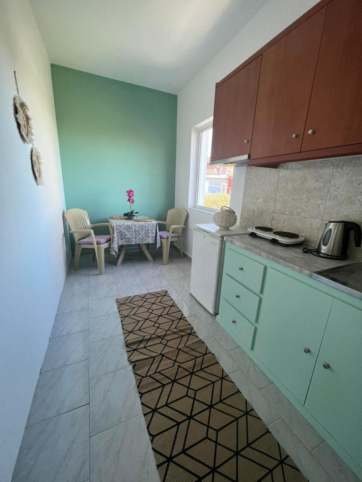 No Name Apartment Laganas